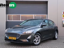 Grijs Gebruikt 2022 Ford Focus Business Edition Hatchback | € 17.500 (Goede deal)