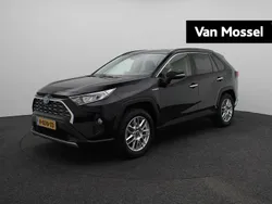 Zwart Gebruikt 2020 Toyota RAV4 Premium SUV | € 31.940 (Goede deal)