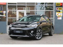 Zwart Gebruikt 2020 Kia Stonic SUV | € 14.995 (Eerlijke prijs)