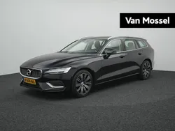 Zwart Gebruikt 2022 Volvo V60 Core Stationwagen | € 31.900 (Goede deal)