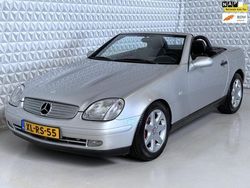 Grijs Gebruikt 1999 Mercedes SLK200 Cabriolet | € 4.999 (Eerlijke prijs)