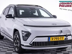 Wit Gebruikt 2024 Hyundai Kona Premium SUV | € 38.990 (Eerlijke prijs)
