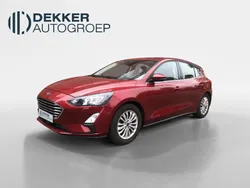 Rood Gebruikt 2020 Ford Focus Business Edition Hatchback | € 17.445 (Eerlijke prijs)