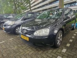 Zwart Gebruikt 2005 VW Golf IV Comfortline Hatchback | € 2.500 (Eerlijke prijs)