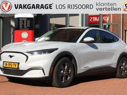 Wit Gebruikt 2021 Ford Mustang Mach-E SUV | € 24.785