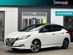Twotone (pearl white/black) Gebruikt 2021 Nissan Leaf N-Connecta Hatchback | € 15.400 (Goede deal)