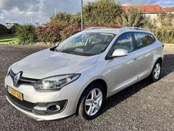 Zilver Gebruikt 2014 Renault Mégane GrandTour Initiale Paris Stationwagen | € 3.900 (Super prijs)