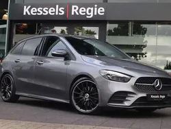 Grijs, metallic lak Gebruikt 2020 Mercedes B220 AMG MPV | € 28.950 (Eerlijke prijs)