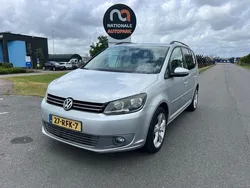 Grijs Gebruikt 2010 VW Touran MPV | € 4.499 (Duur)