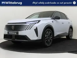 Wit, metallic lak Gebruikt 2024 Peugeot 3008 GT SUV | € 37.925 (Eerlijke prijs)