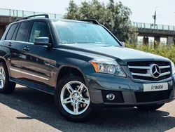 Grijs, metallic lak Gebruikt 2009 Mercedes GLK350 SUV | € 27.800