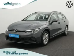 Grijs, metallic lak Gebruikt 2024 VW Golf VIII Business Stationwagen | € 29.900 (Eerlijke prijs)