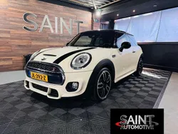 Wit Gebruikt 2016 Mini Cooper S Business Hatchback | € 14.950 (Eerlijke prijs)