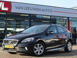 Zwart Gebruikt 2014 Volvo V40 CC Kinetic Stationwagen | € 8.448 (Iets duurder)
