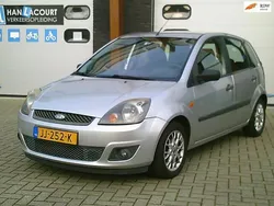 Grijs Gebruikt 2006 Ford Fiesta Ambiente Hatchback | € 1.850 (Eerlijke prijs)