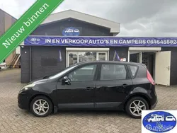 Zwart Gebruikt 2010 Renault Scénic III Expression MPV | € 4.499 (Eerlijke prijs)