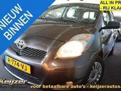 Grijs Gebruikt 2010 Toyota Yaris Hatchback | € 5.450 (Eerlijke prijs)