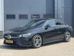 Zwart Gebruikt 2019 Mercedes CLA180 AMG Sedan | € 28.900 (Eerlijke prijs)