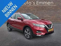 Rood Gebruikt 2017 Nissan Qashqai N-Connecta SUV | € 13.499 (Eerlijke prijs)