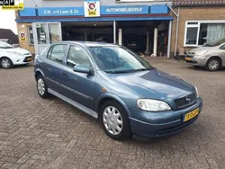 Blauw Gebruikt 1998 Opel Astra Club Hatchback | € 950 (Iets duurder)