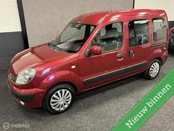 Rood Gebruikt 2006 Renault Kangoo MPV | € 2.949 (Eerlijke prijs)