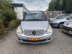 Grijs Gebruikt 2006 Mercedes B150 MPV | € 1.500 (Goede deal)