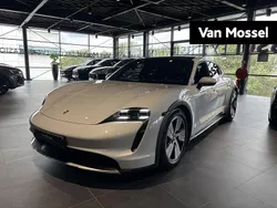 Wit Gebruikt 2022 Porsche Taycan Cross Turismo Sedan | € 59.195