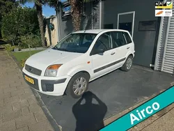 Wit Gebruikt 2008 Ford Fusion Trend MPV | € 1.349