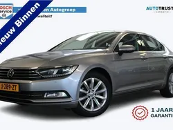 Grijs Gebruikt 2019 VW Passat Highline Sedan | € 18.950 (Super prijs)