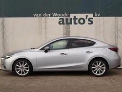 Grijs Gebruikt 2019 Mazda 3 Sedan | € 14.900 (Iets duurder)