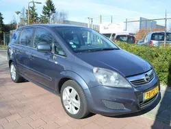 Blauw Gebruikt 2011 Opel Zafira Edition MPV | € 1.999 (Super prijs)