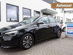 Zwart Gebruikt 2023 Mercedes 180 Sedan | € 32.500