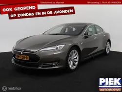 Grijs, metallic lak Gebruikt 2016 Tesla Model S Sedan | € 18.998 (Goede deal)