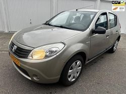 Grijs Gebruikt 2009 Dacia Sandero Ambiance Hatchback | € 1.200 (Eerlijke prijs)