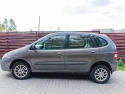 Brons Gebruikt 2002 Renault Scénic MPV | € 800