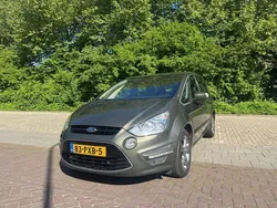 Groen Gebruikt 2011 Ford S-MAX Titanium MPV | € 3.000