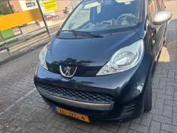 Zwart Gebruikt 2009 Peugeot 107 Hatchback | € 1.500 (Eerlijke prijs)