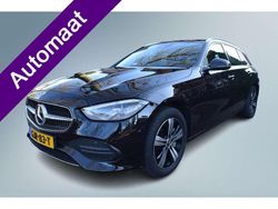 Zwart Gebruikt 2023 Mercedes C300e Luxury Stationwagen | € 41.750 (Goede deal)