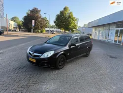 Zwart Gebruikt 2010 Opel Vectra Executive Stationwagen | € 1.495