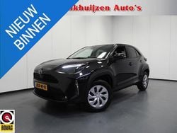 Zwart Gebruikt 2023 Toyota Yaris Cross Active SUV | € 22.945 (Goede deal)