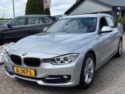 Grijs, metallic lak Gebruikt 2016 BMW 316 Sport Line Stationwagen | € 9.950 (Eerlijke prijs)