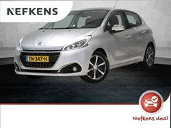 Grijs Gebruikt 2017 Peugeot 208 Allure Hatchback | € 9.825 (Eerlijke prijs)