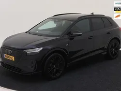Zwart Gebruikt 2021 Audi Q4 e-tron Competition SUV | € 29.895 (Eerlijke prijs)