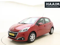 Zwart Gebruikt 2016 Peugeot 208 Hatchback | € 8.450 (Eerlijke prijs)