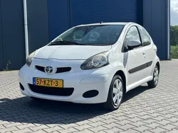 Wit Gebruikt 2010 Toyota Aygo Comfort Hatchback | € 1.450 (Goede deal)