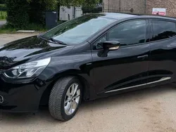 Zwart Gebruikt 2016 Renault Clio IV LIMITED Hatchback | € 7.750 (Eerlijke prijs)