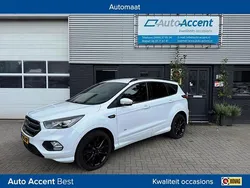 Wit Gebruikt 2018 Ford Kuga ST-Line SUV | € 18.888 (Eerlijke prijs)