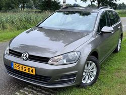 Grijs, metallic lak Gebruikt 2013 VW Golf VII Comfortline Stationwagen | € 7.900 (Eerlijke prijs)