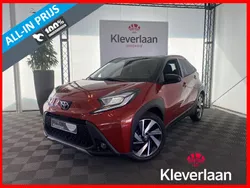 Rood Gebruikt 2023 Toyota Aygo Premium Hatchback | € 20.395 (Iets duurder)