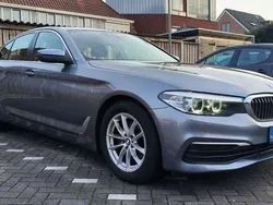 Grijs Gebruikt 2018 BMW 520 Sedan | € 27.650 (Goede deal)